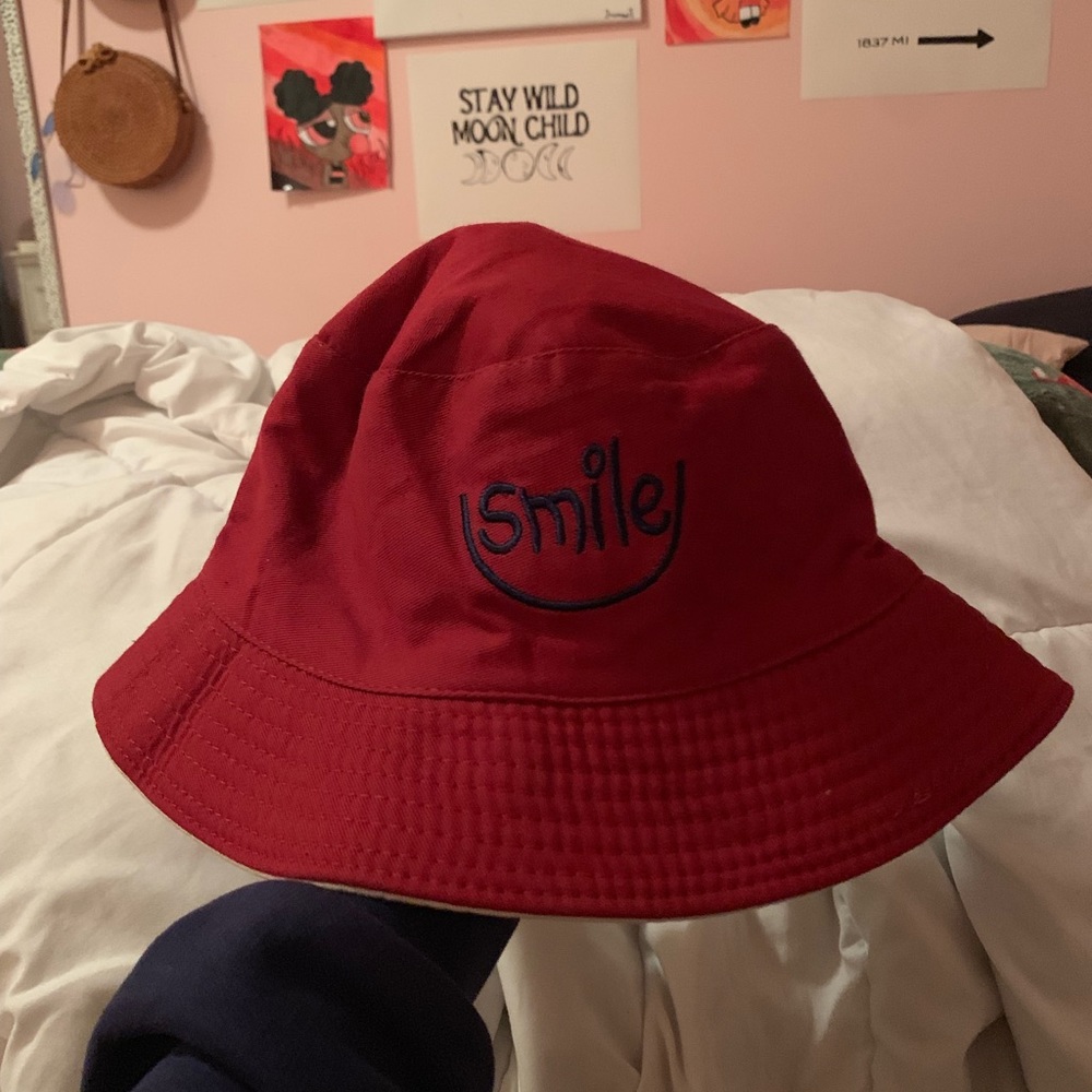 Reversible bucket hat - Picture 2 of 2